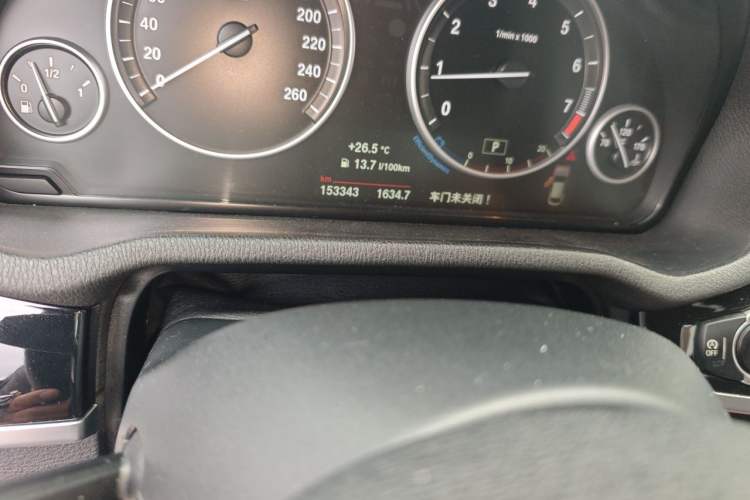 Used BMW X4 2014 xDrive20i X Design Package Odometer Close Up