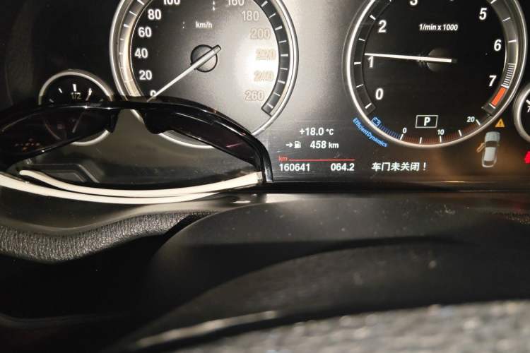 Used BMW X4 2014 xDrive20i X Design Package Odometer Close Up