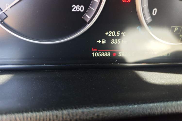 Used BMW X4 2014 xDrive20i X Design Package Odometer Close Up