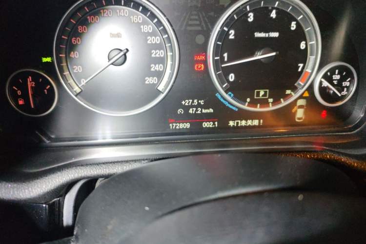 Used BMW X4 2014 xDrive20i X Design Package Odometer Close Up