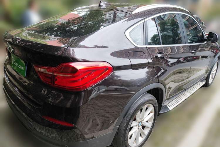 Used BMW X4 2014 xDrive28i Leading Model Rear Right 45 Deg