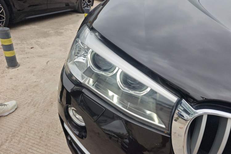 Used BMW X4 2014 xDrive20i X Design Package Right Front Headlight