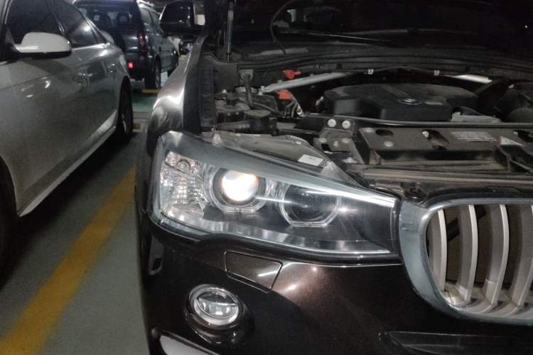 Used BMW X4 2014 xDrive20i X Design Package Right Front Headlight
