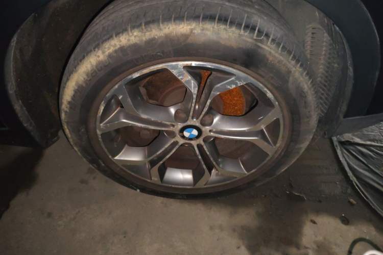Used BMW X4 2014 xDrive20i X Design Package Right Front Wheel Hub