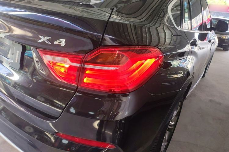 Used BMW X4 2014 xDrive20i X Design Package Right Rear Taillight