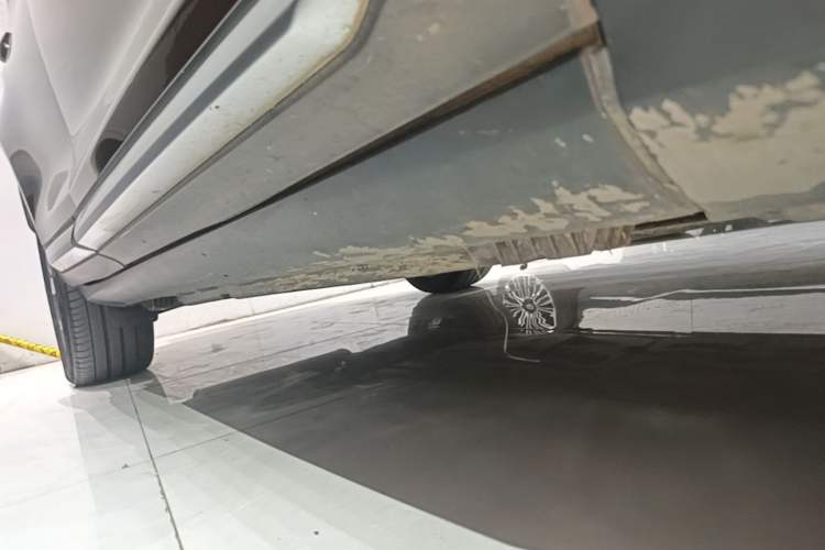 Used BMW X4 2014 xDrive20i X Design Package Right Side Sill