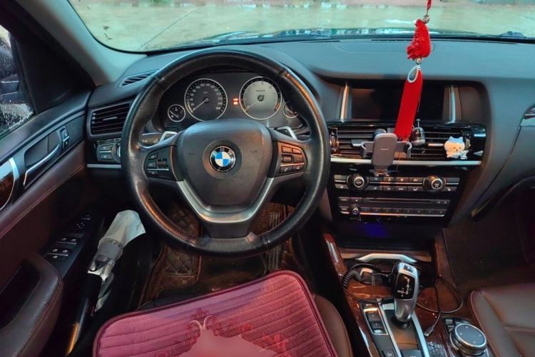 Used BMW X4 2014 xDrive20i X Design Package Steering Wheel