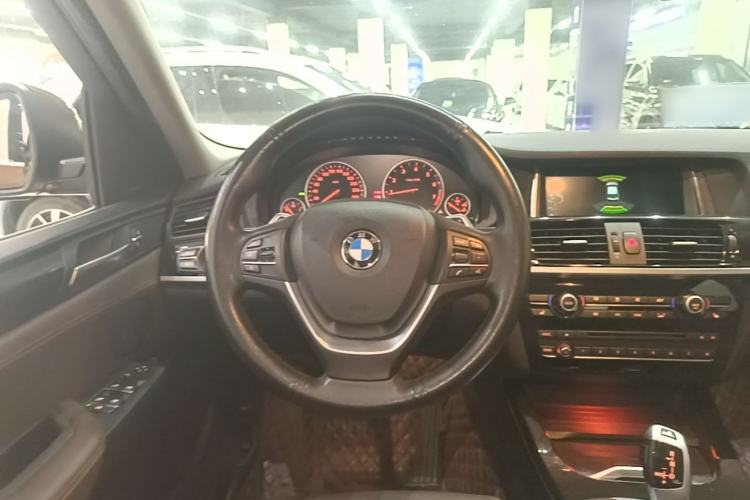Used BMW X4 2014 xDrive20i X Design Package Steering Wheel