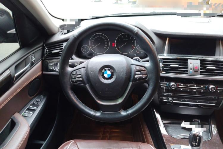 Used BMW X4 2014 xDrive20i X Design Package Steering Wheel