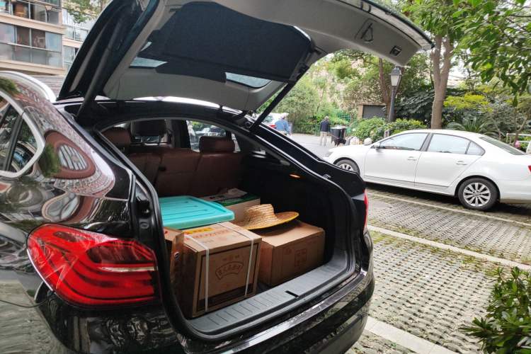 Used BMW X4 2014 xDrive28i Leading Model Trunk