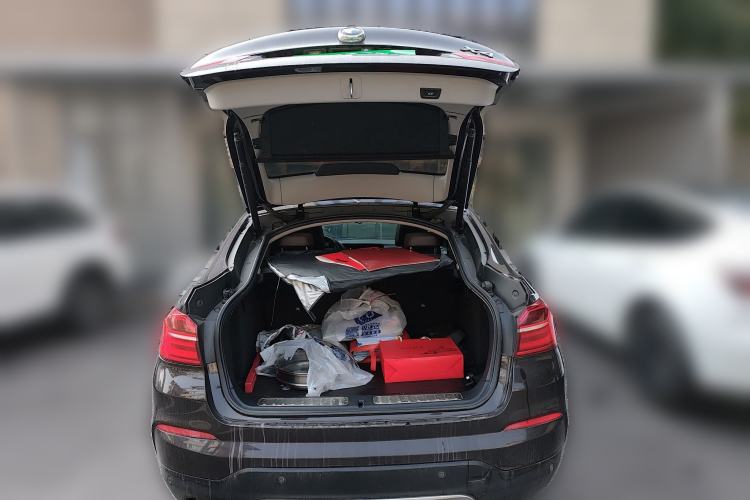 Used BMW X4 2014 xDrive20i X Design Package Trunk
