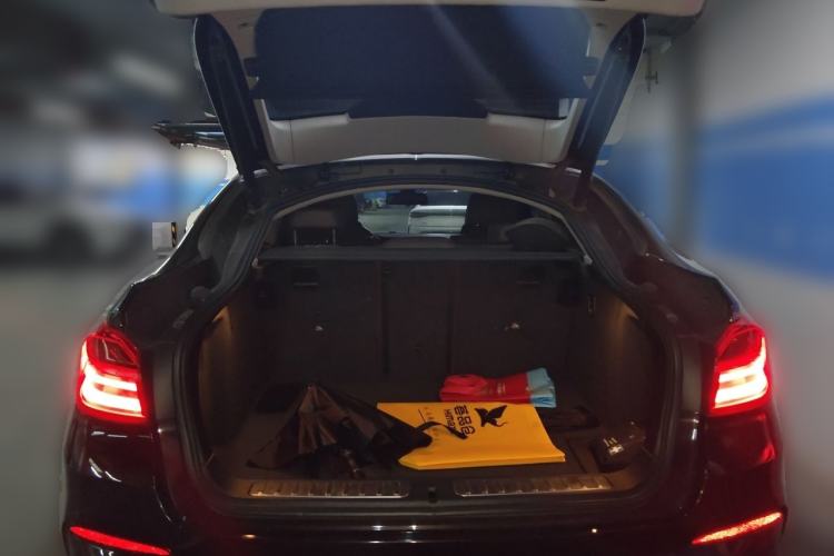 Used BMW X4 2014 xDrive20i X Design Package Trunk