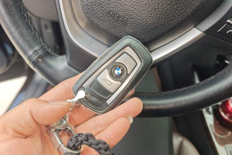 Used BMW X4 2014 xDrive20i X Design Package Vehicle Key