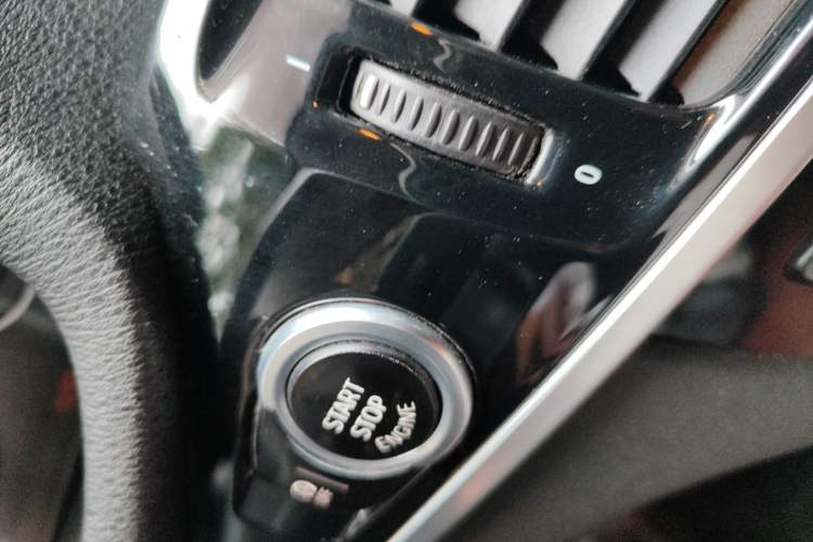 Used BMW X4 2014 xDrive28i Leading Model Vehicle Key