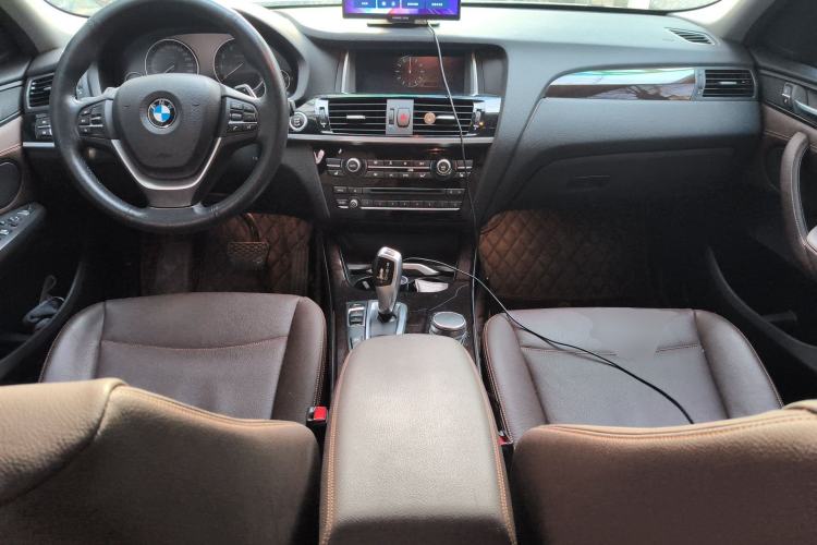 Used BMW X4 2014 xDrive20i X Design Package Interior 2