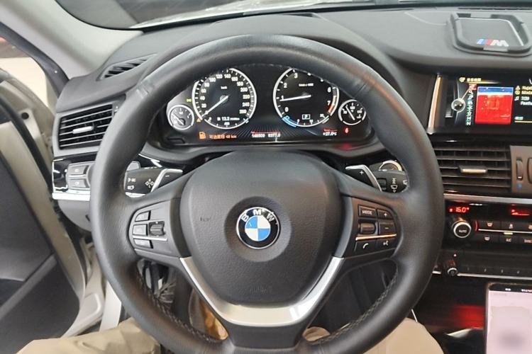 Used BMW X4 2014 xDrive20i X Design Package Steering Wheel
