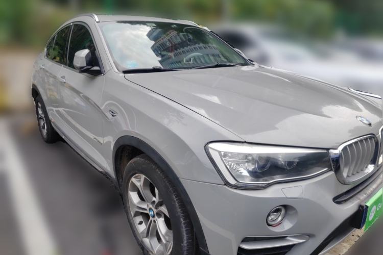 Used BMW X4 2014 xDrive20i X Design Package Front Right 45 Deg