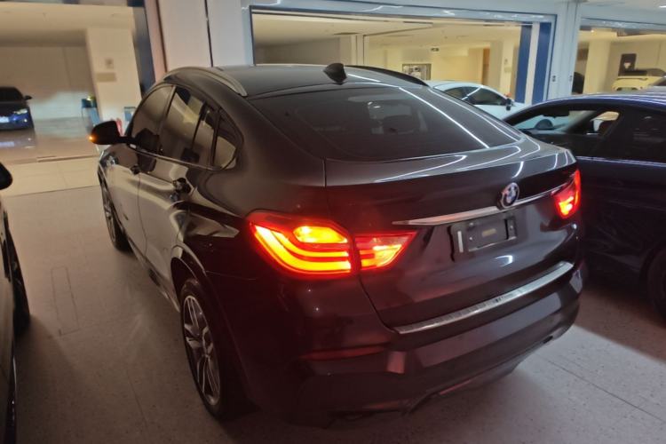 Used BMW X4 2014 xDrive35i M Sport model Rear Left 45 Deg