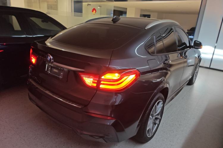 Used BMW X4 2014 xDrive35i M Sport model Rear Right 45 Deg