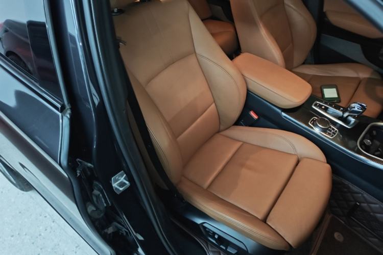 Used BMW X4 2014 xDrive35i M Sport model Right Front Seat