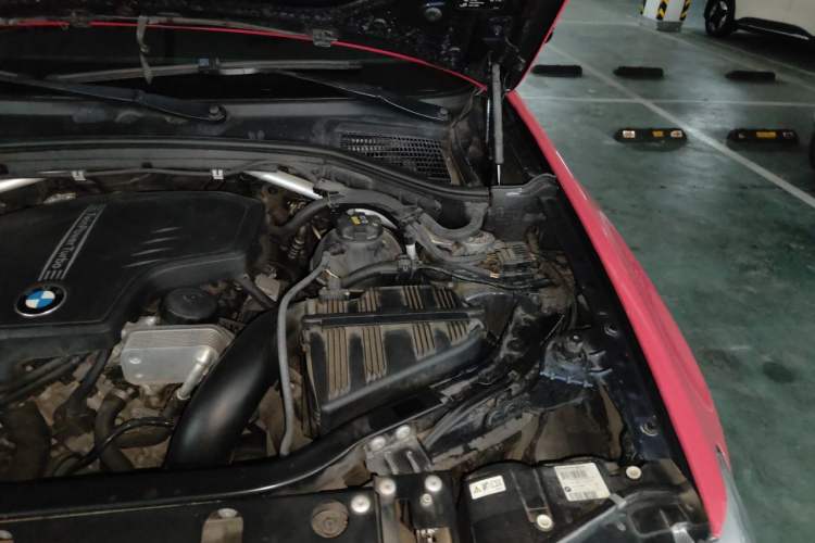 Used BMW X4 2014 xDrive28i Leading Model Engine Bay Left