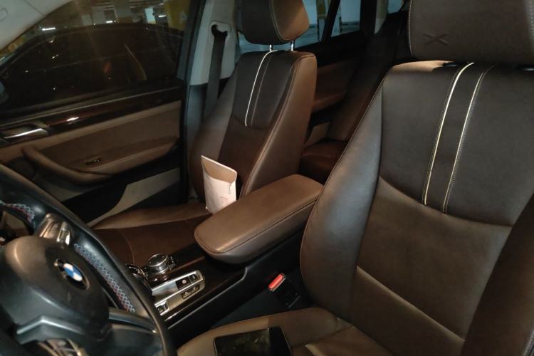 Used BMW X4 2014 xDrive28i Leading Model Left Front Seat