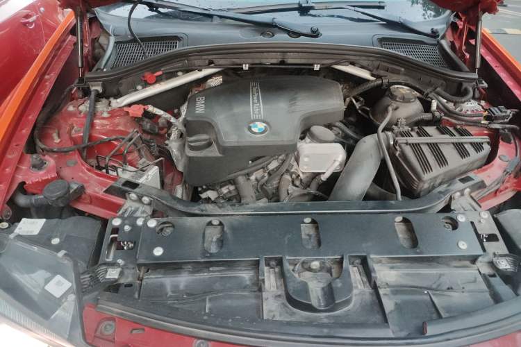 Used BMW X4 2014 xDrive20i X Design Package Engine Bay