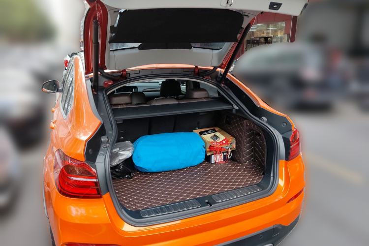 Used BMW X4 2014 xDrive20i X Design Package Trunk