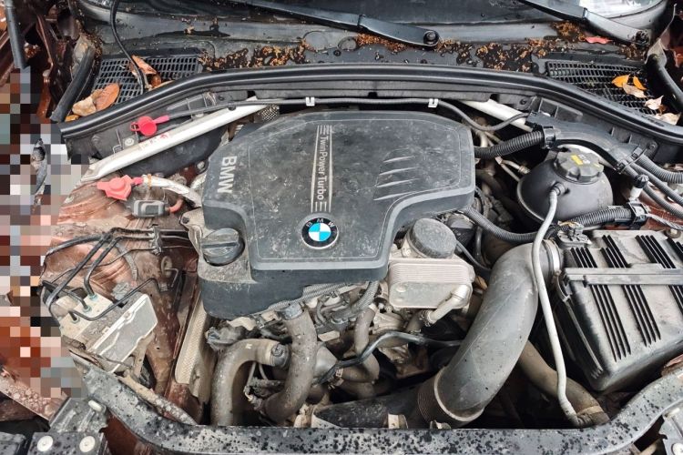 Used BMW X4 2014 xDrive20i X Design Package Engine Bay