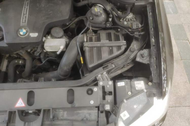 Used BMW X4 2014 xDrive20i X Design Package Engine Bay Left