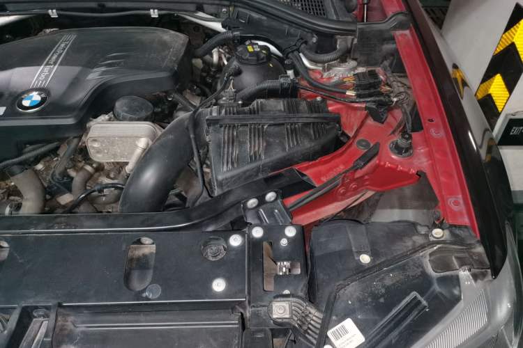 Used BMW X4 2014 xDrive20i X Design Package Engine Bay Left