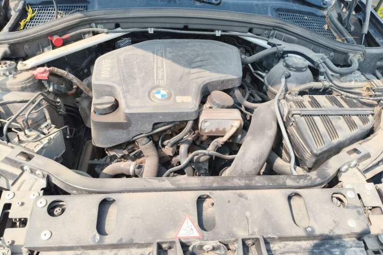 Used BMW X4 2014 xDrive20i X Design Package Engine Bay