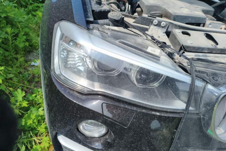 Used BMW X4 2014 xDrive20i X Design Package Right Front Headlight