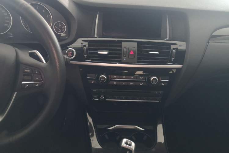 Used BMW X4 2014 xDrive20i X Design Package Audio And AC Panel