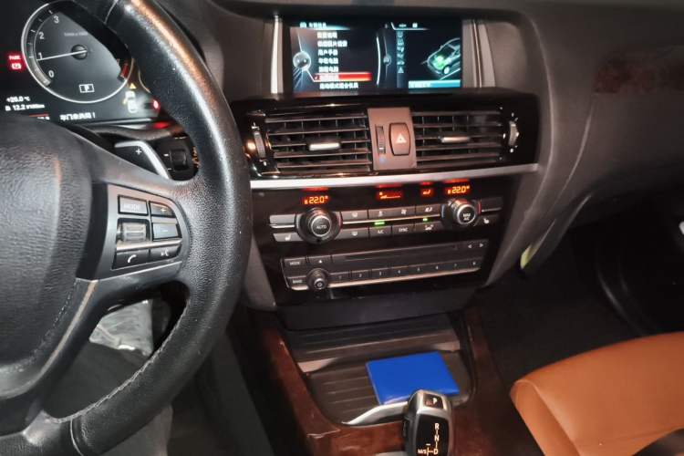 Used BMW X4 2014 xDrive20i X Design Package Audio And AC Panel