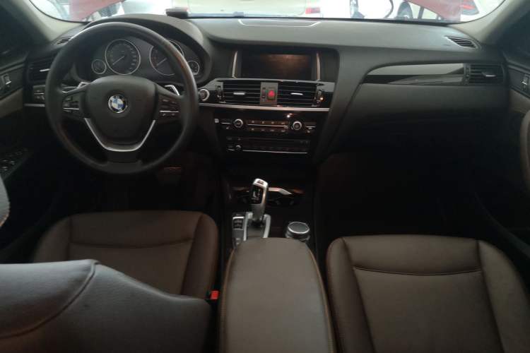 Used BMW X4 2014 xDrive20i X Design Package Center Console