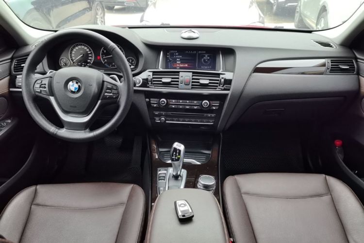 Used BMW X4 2014 xDrive20i X Design Package Center Console
