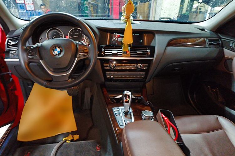 Used BMW X4 2014 xDrive20i X Design Package Center Console