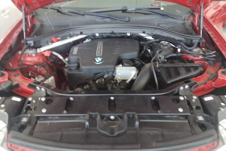 Used BMW X4 2014 xDrive20i X Design Package Engine Bay