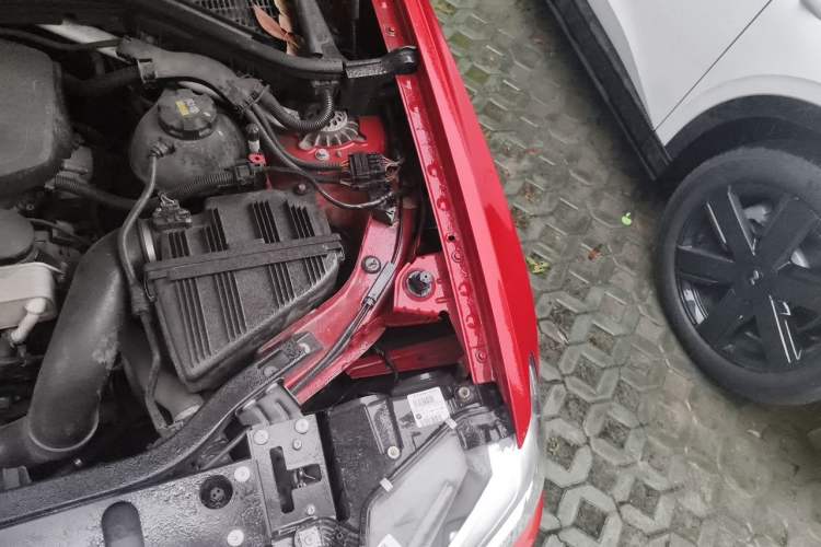 Used BMW X4 2014 xDrive20i X Design Package Engine Bay Left