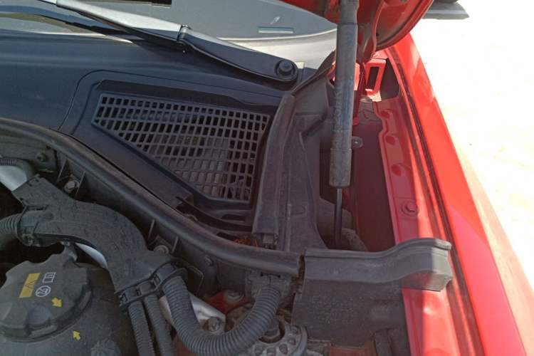 Used BMW X4 2014 xDrive20i X Design Package Engine Bay Left