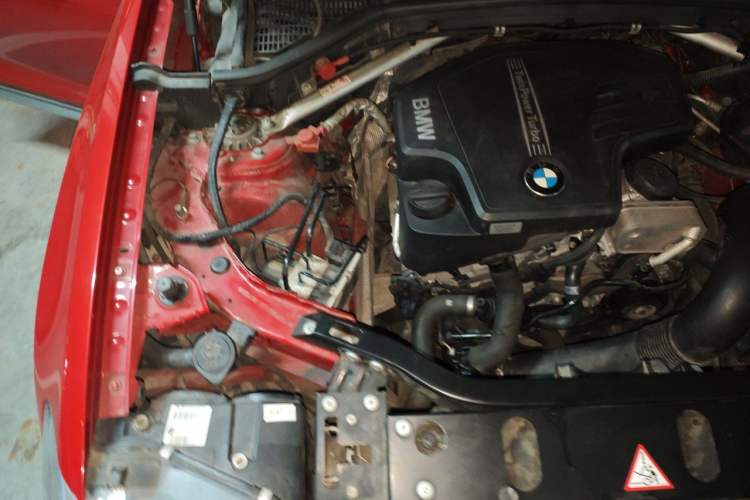 Used BMW X4 2014 xDrive20i X Design Package Engine Bay Right