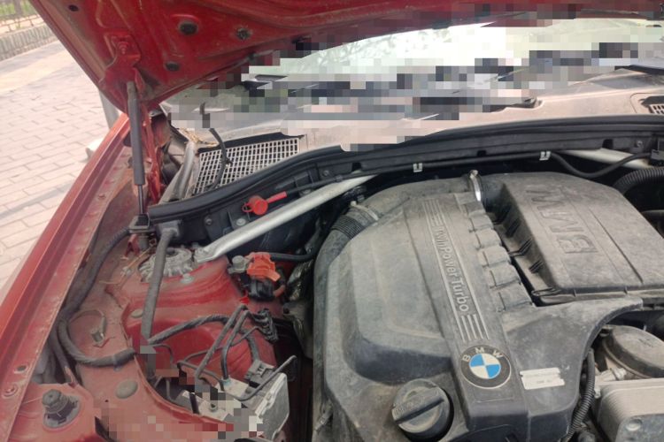 Used BMW X4 2014 xDrive35i M Sport model Engine Bay Right