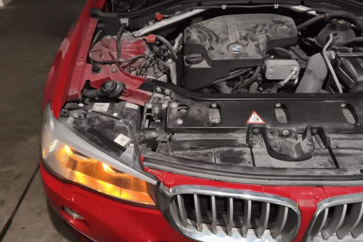 Used BMW X4 2014 xDrive20i X Design Package Engine Bay Right