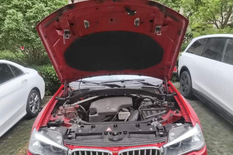 Used BMW X4 2014 xDrive20i X Design Package Engine Bay