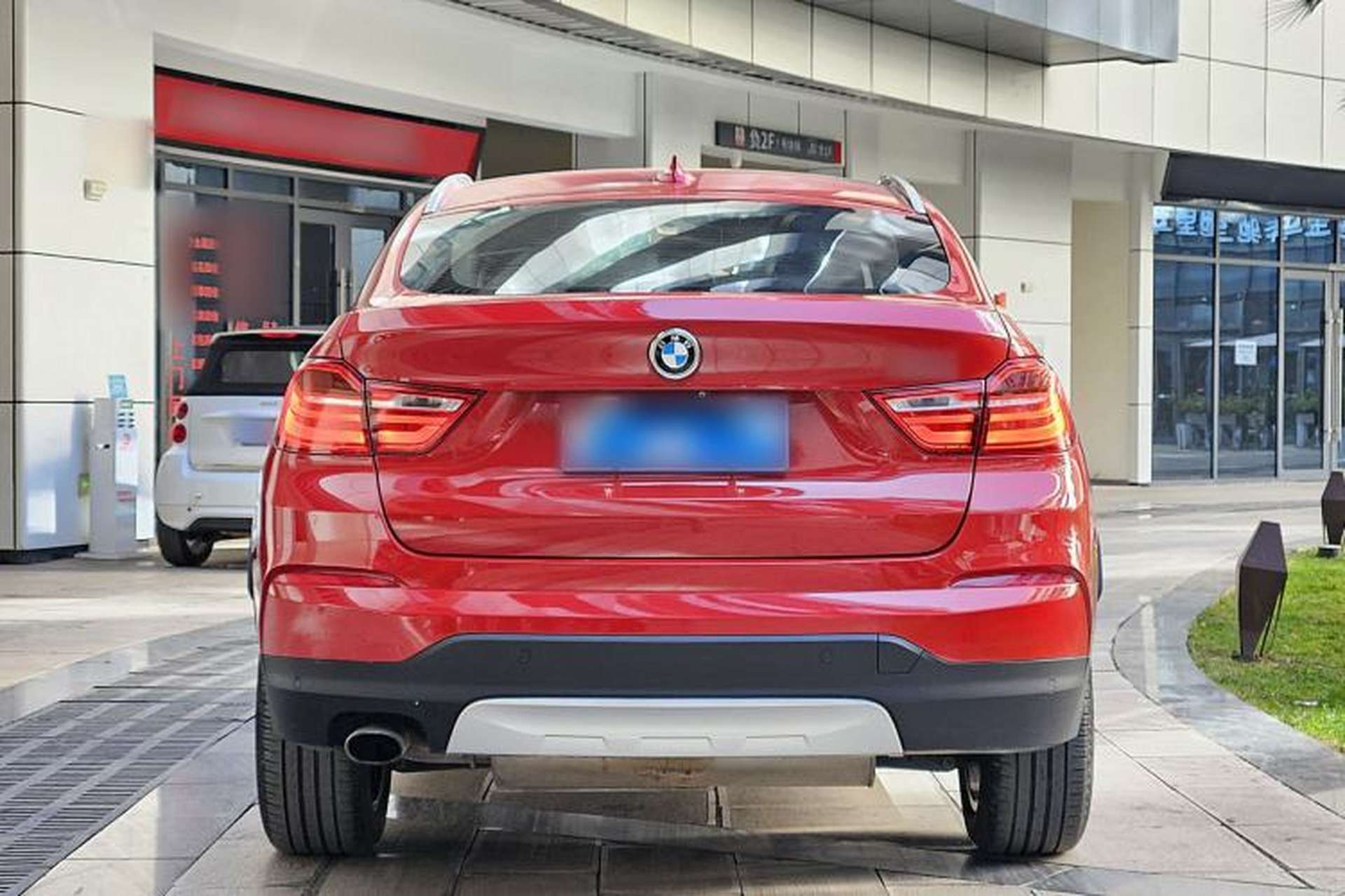 Used BMW X4 2014 xDrive20i X Design Package Exterior 5