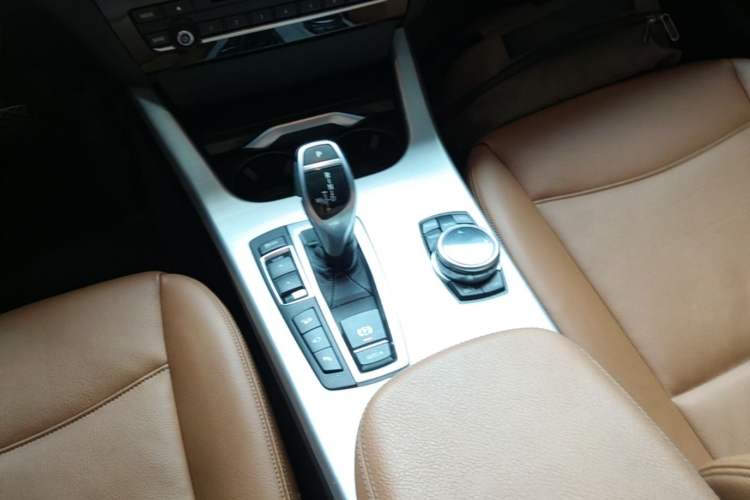 Used BMW X4 2014 xDrive28i Leading Model Gear Lever