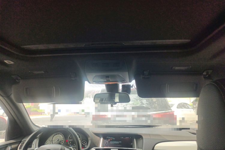 Used BMW X4 2014 xDrive35i M Sport model Headliner