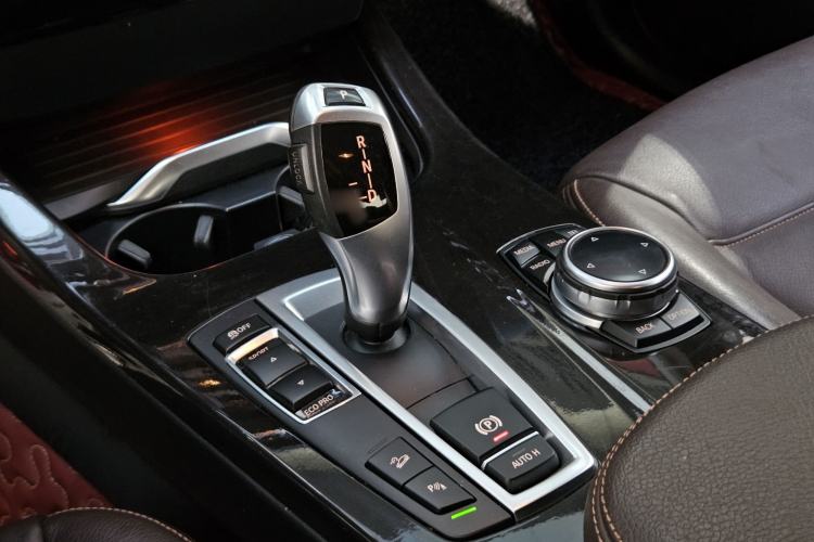 Used BMW X4 2014 xDrive20i X Design Package Interior 12