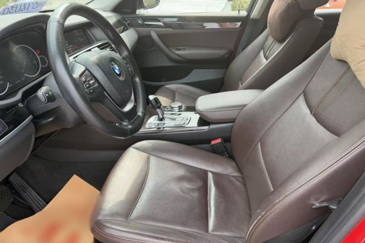 Used BMW X4 2014 xDrive20i X Design Package Interior 2